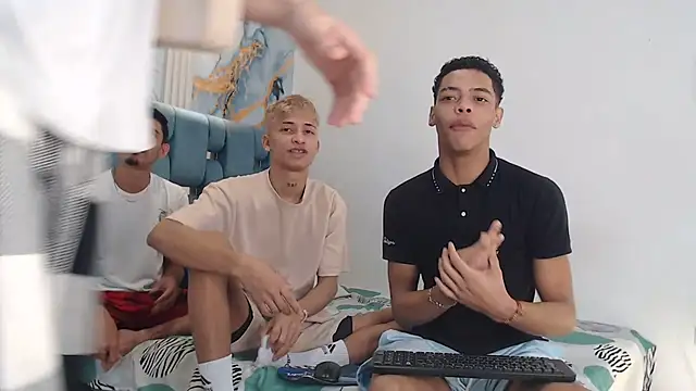 EMPIRE BOYS1 online show from 03-23-26, 07:14