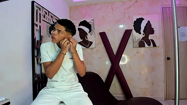 EMPIRE BOYS1 online show from 02-14-26, 07:36