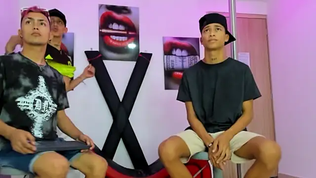 EMPIRE BOYS1 online show from 11-01-25, 07:08