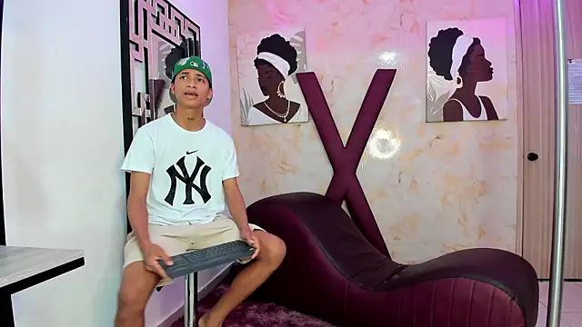 EMPIRE BOYS1 online show from 02-10-26, 07:13