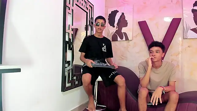 EMPIRE BOYS1 online show from 12-22-25, 07:25