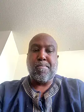 Snapshot of SweetCandy85 chatting on 11-04-25, 02:43 SweetCandy85 online show from 11-04-25, 02:43