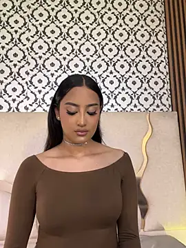 BEELLA TAY1 online show from 11-06-25, 04:11