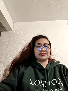 I AM ISABELLA online show from 10-21-25, 05:18