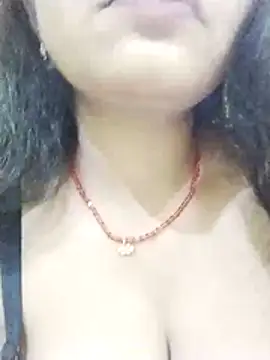 kiara-simmi online show from 11-24-25, 11:49