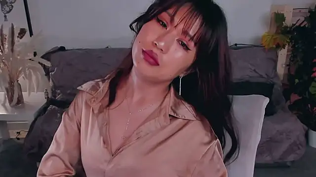 Snapshot of Erika_Kim chatting on 07-13-26, 06:56 Erika Kim online show from 07-13-26, 06:56