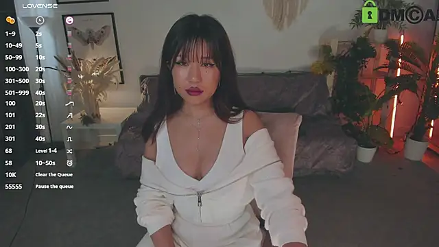 Snapshot of Erika_Kim chatting on 07-17-26, 07:38 Erika Kim online show from 07-17-26, 07:38