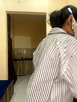 deepikaa aroraa online show from 11-12-25, 10:52