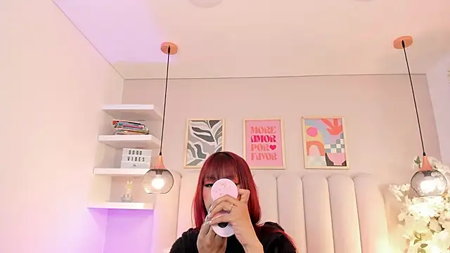 Isabella  gonzalez  online show from 12-15-25, 02:28