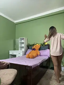 Snapshot of sanskari_girl chatting on 05-18-26, 02:55 sanskari girl online show from 05-18-26, 02:55