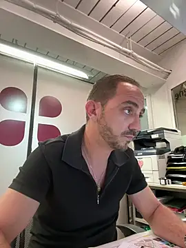 AlexGogo23 online show from 04-27-26, 12:47