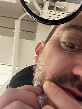 AlexGogo23 online show from 02-17-26, 04:54