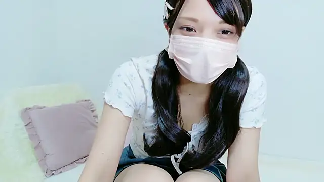 Snapshot of Ichikachan chatting on 07-18-26, 03:26 Ichikachan online show from 07-18-26, 03:26