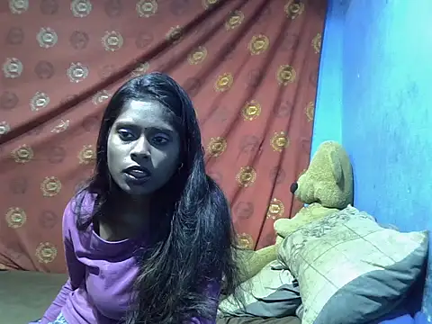Indiansmiley01 online show from 07-18-26, 04:37