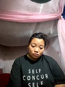 Snapshot of minyka chatting on 10-21-25, 12:11 minyka online show from 10-21-25, 12:11
