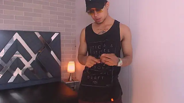 Jayden Morris online show from 02-20-26, 06:54