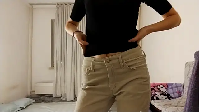 Lyndasilk online show from 12-04-25, 03:11