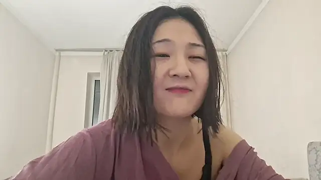 Snapshot of Lyndasilk chatting on 03-02-26, 03:30 Lyndasilk online show from 03-02-26, 03:30