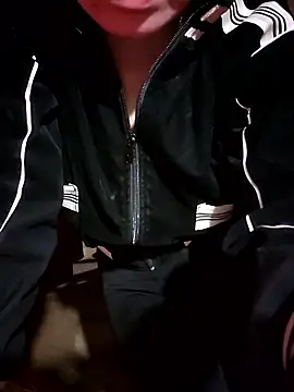 LeanaLy online show from 12-16-25, 12:31