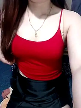 LeanaLy online show from 03-24-26, 01:05