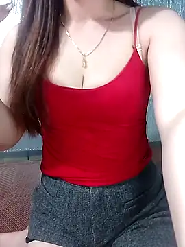 Snapshot of LeanaLy chatting on 07-18-26, 12:52 LeanaLy online show from 07-18-26, 12:52