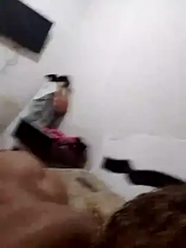 Camilanifeta online show from 12-20-25, 01:03