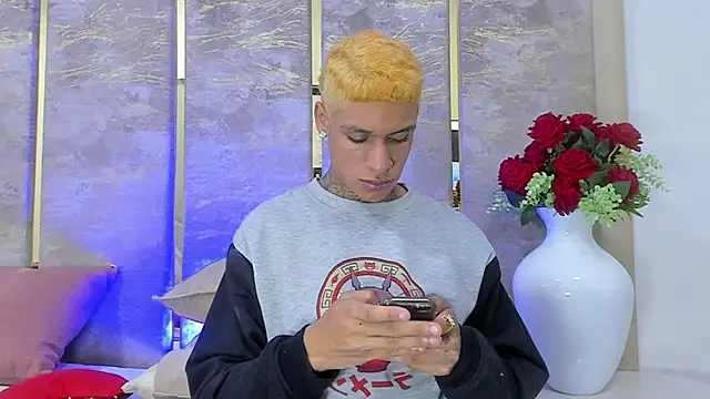 GaelCarter online show from 02-07-26, 03:25