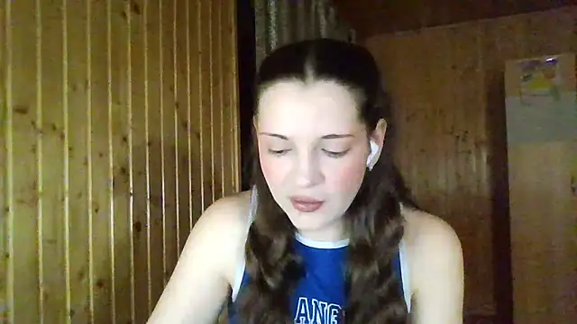 Snapshot of AmeliieLaFleur chatting on 02-08-26, 12:41 AmeliieLaFleur online show from 02-08-26, 12:41