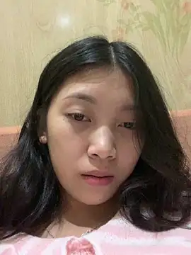 linh-lan1 online show from 11-20-25, 01:34