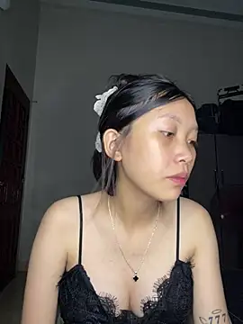 linh-lan1 online show from 07-03-26, 02:12