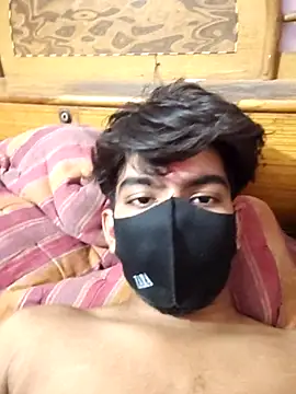 delhi  man 1 online show from 10-12-25, 09:43