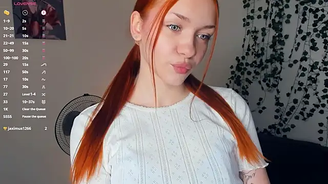 Foxy blush online show from 11-23-25, 08:19