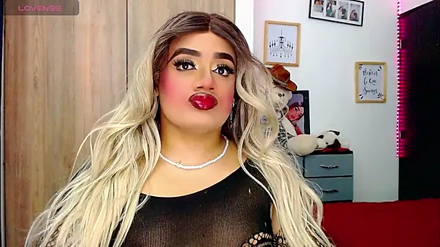 Sofiabigcock22 online show from 01-09-26, 10:39