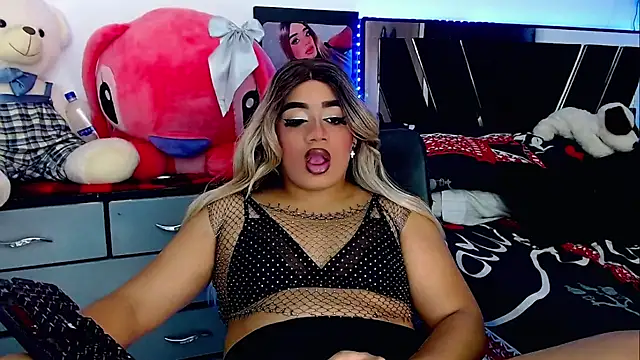 Sofiabigcock22 online show from 11-02-25, 12:43