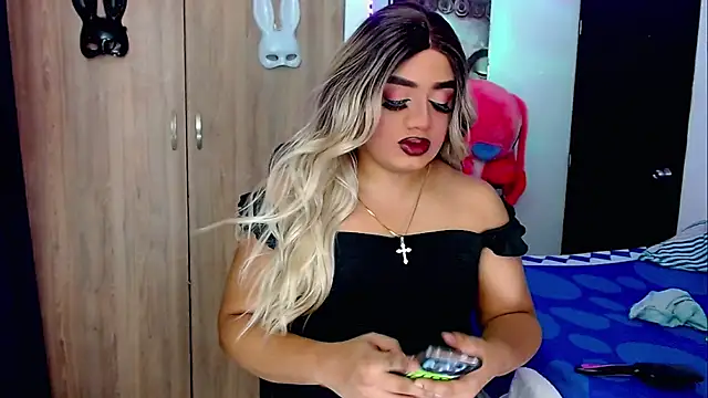 Sofiabigcock22 online show from 10-27-25, 11:11