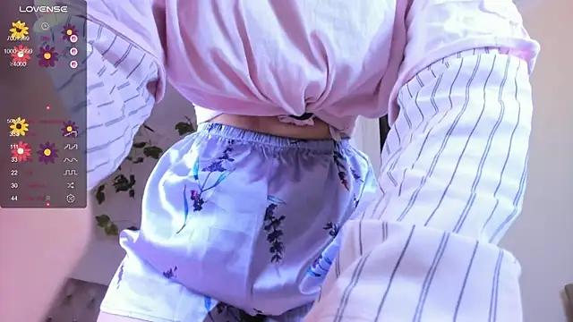 Gongjulee online show from 11-27-25, 02:01