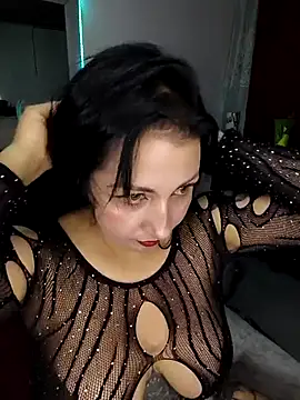 Snapshot of kitten25-hott chatting on 10-14-25, 12:22 kitten25-hott online show from 10-14-25, 12:22