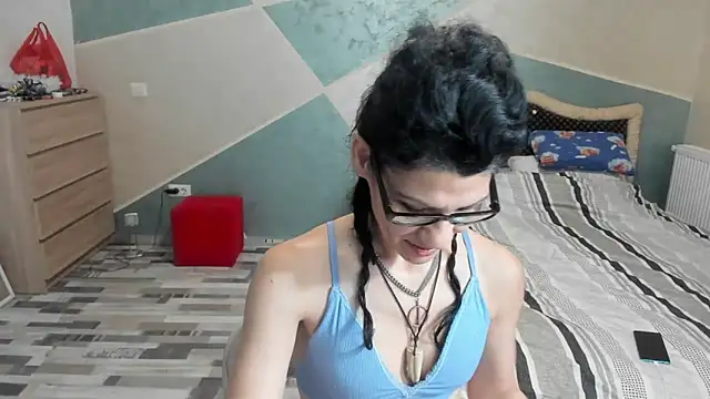 Snapshot of SweetSin40 chatting on 02-19-26, 08:39 SweetSin40 online show from 02-19-26, 08:39