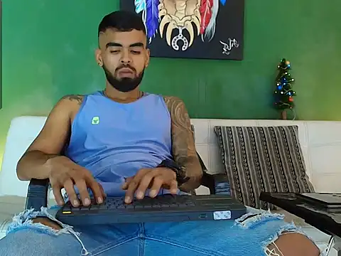 black kameron  online show from 12-22-25, 01:06