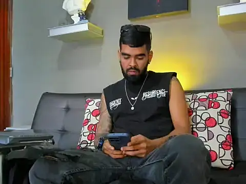 black kameron  online show from 11-04-25, 09:29