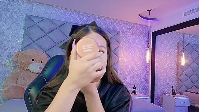 Snapshot of CARO_ADAMS1 chatting on 11-20-25, 12:06 CARO ADAMS1 online show from 11-20-25, 12:06