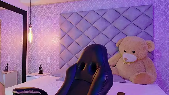 Snapshot of CARO_ADAMS1 chatting on 11-24-25, 11:54 CARO ADAMS1 online show from 11-24-25, 11:54