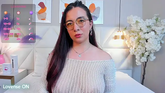 Ari lynn  online show from 11-11-25, 03:45