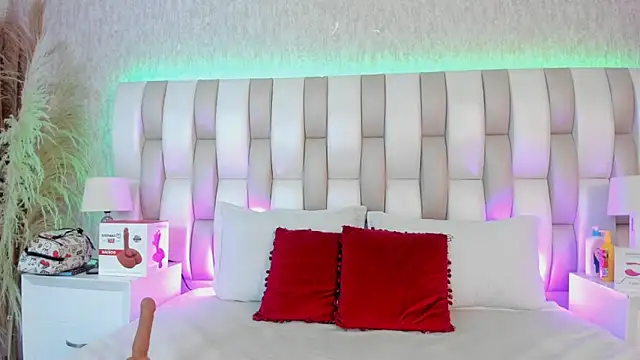 Ari lynn  online show from 02-20-26, 03:14