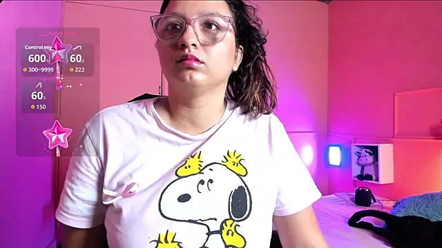 Snapshot of NerdyTHICC chatting on 10-20-25, 12:06 NerdyTHICC online show from 10-20-25, 12:06