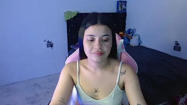 Megan ve online show from 12-17-25, 02:05