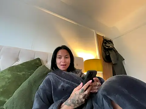 sexygoddessjessy online show from 11-01-25, 03:39