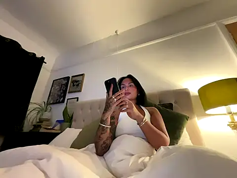 sexygoddessjessy online show from 10-17-25, 09:16