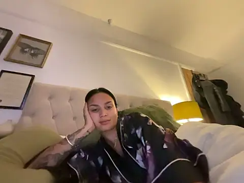 sexygoddessjessy online show from 11-05-25, 10:02