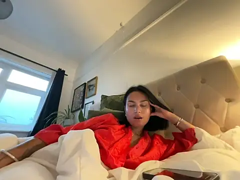 sexygoddessjessy online show from 10-19-25, 04:54